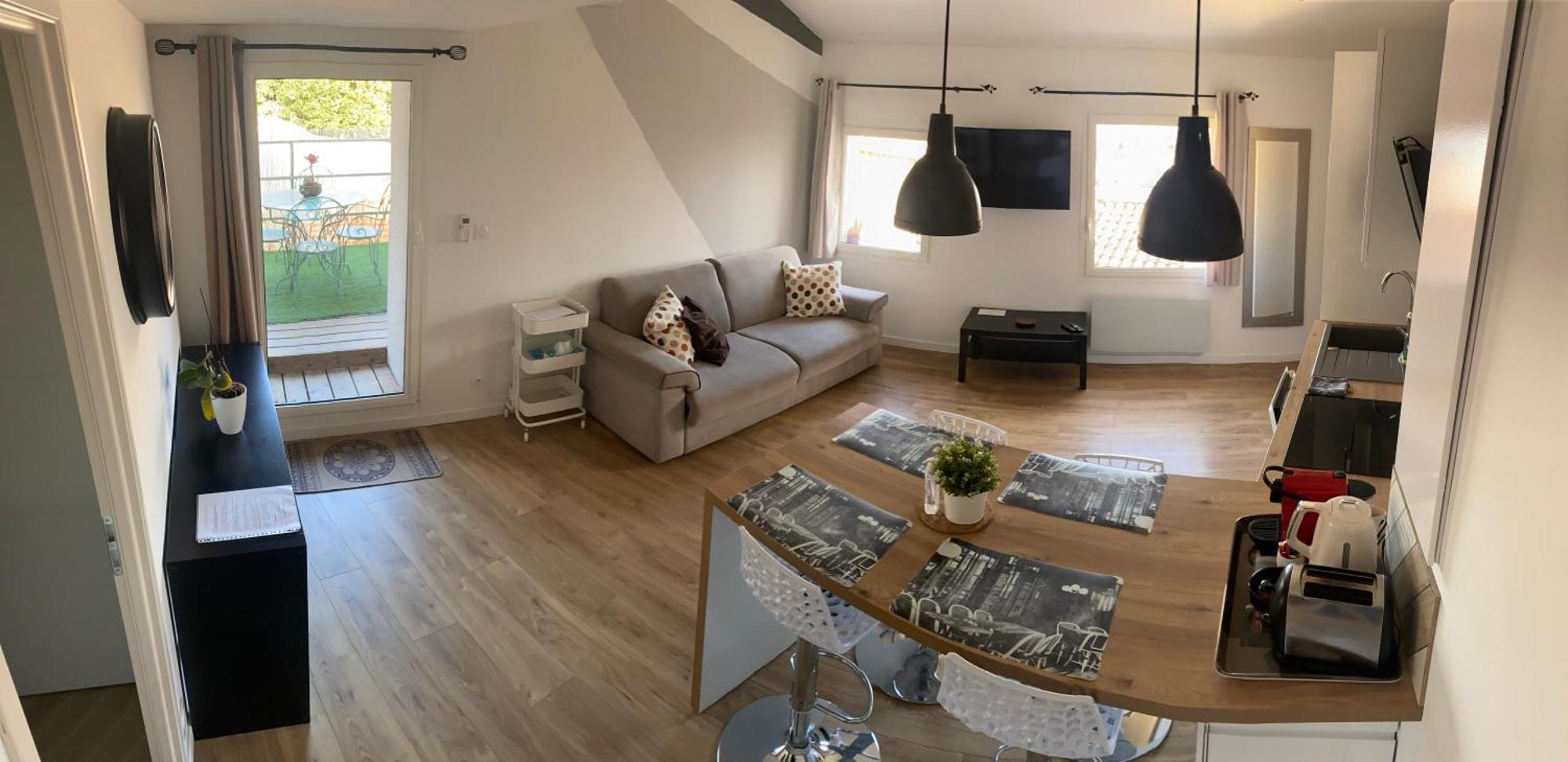 Spacieux Duplex, Vue Mer Et Belle Terrasse Hyères Buitenkant foto